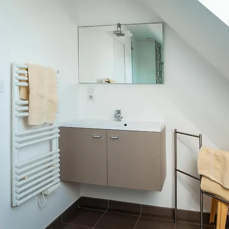 Tipoz'immo - House With Private Pool - Bed Linen Included - Enclosed Ground بيت للعطل Plovan