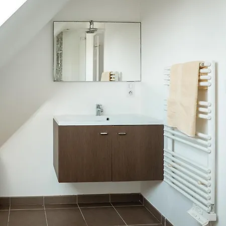 Tipoz'immo - House With Private Pool - Bed Linen Included - Enclosed Ground بيت للعطل